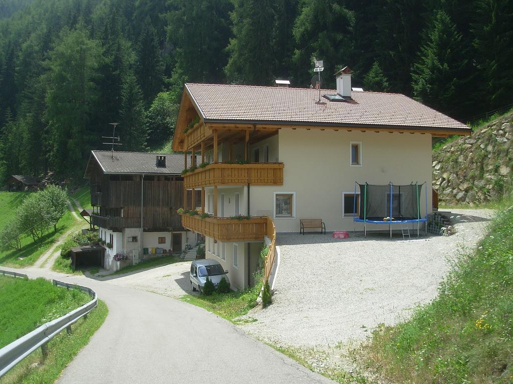 Ausserangistlhof Campo Tures Exterior photo